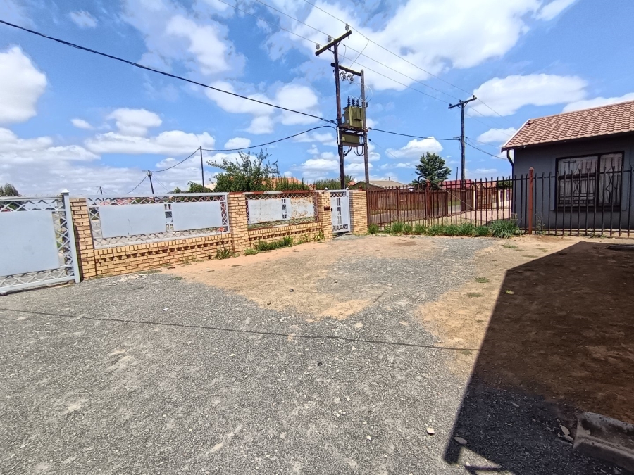 3 Bedroom Property for Sale in Grasslands Free State